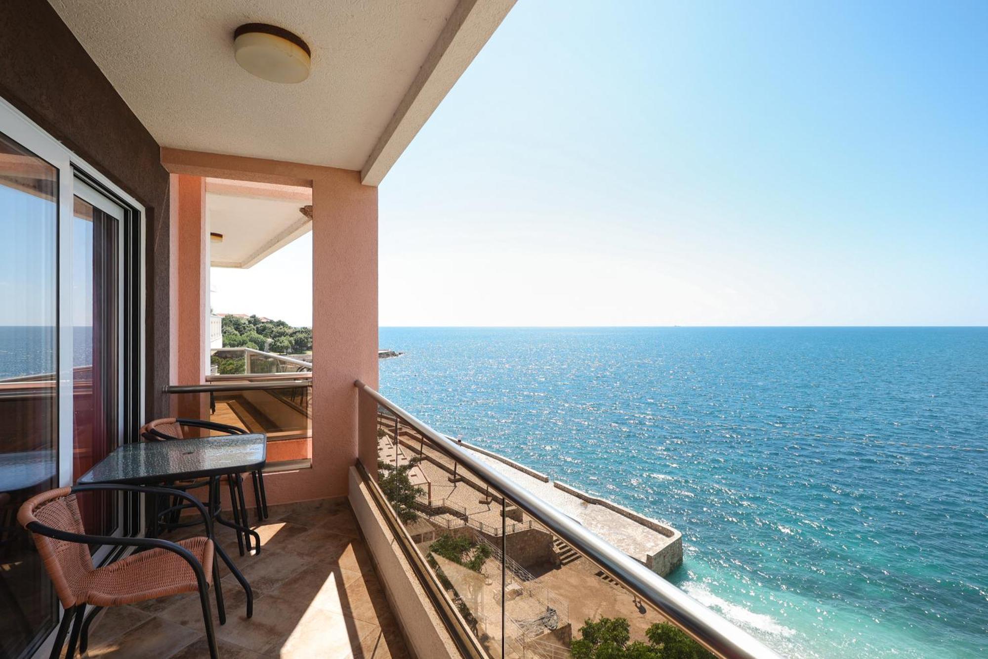 Athos Apartments Dobre Vode Dobra Voda Esterno foto